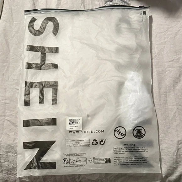 SHEIN Vibrant Green Maxi Dress with cutouts - Picture 9 of 9